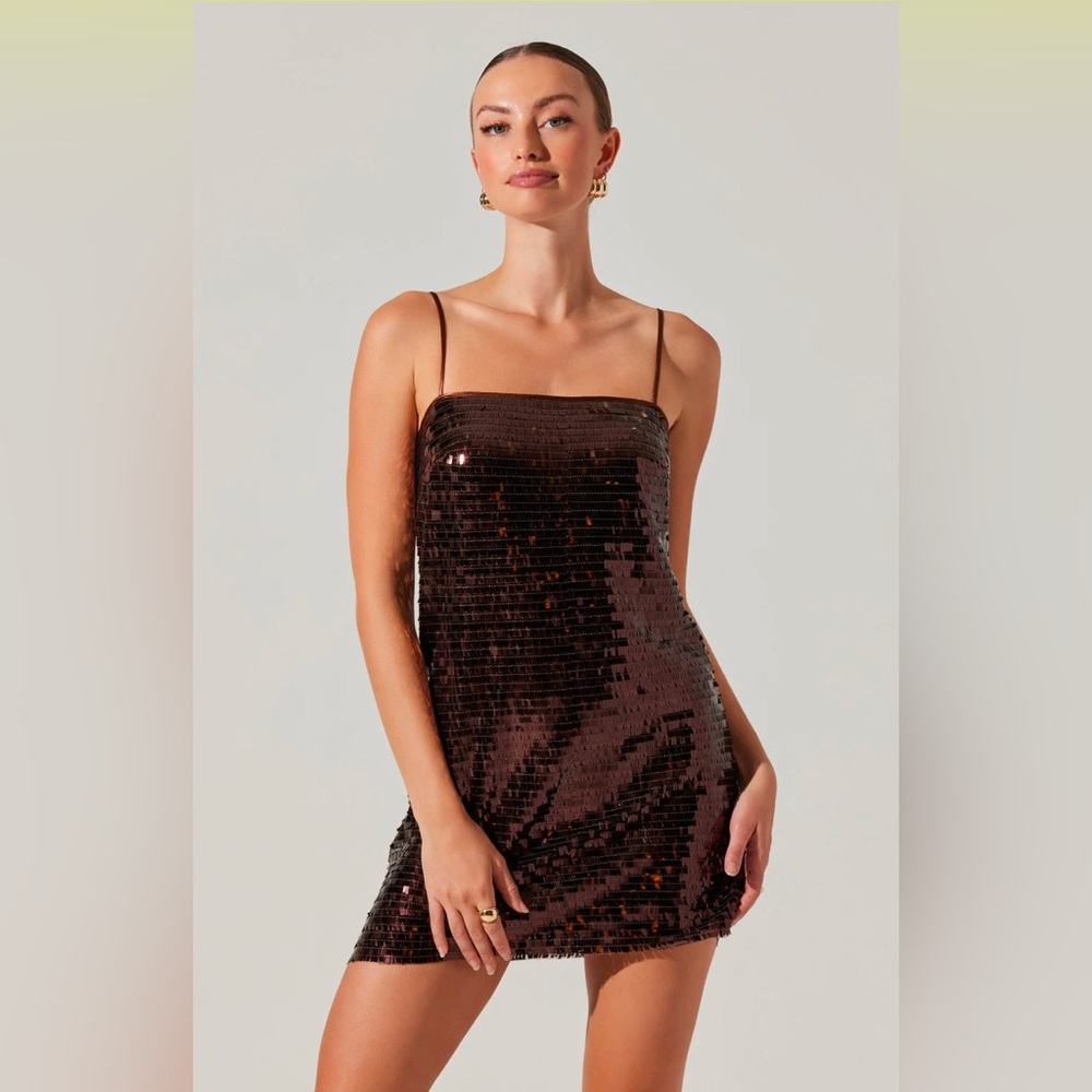 ASTR The Label Porscha Sequin Mini Dress - Brown